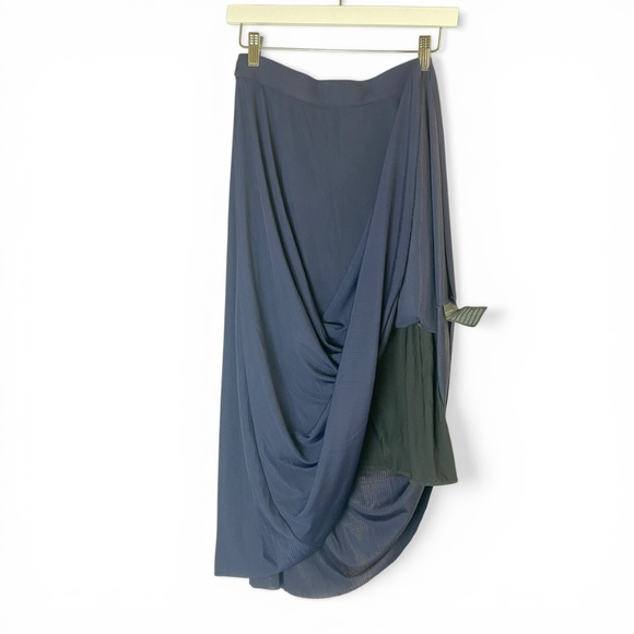 CLUB MONACO Textured Midi Skirt in Blue size Small - Picture 2 of 9